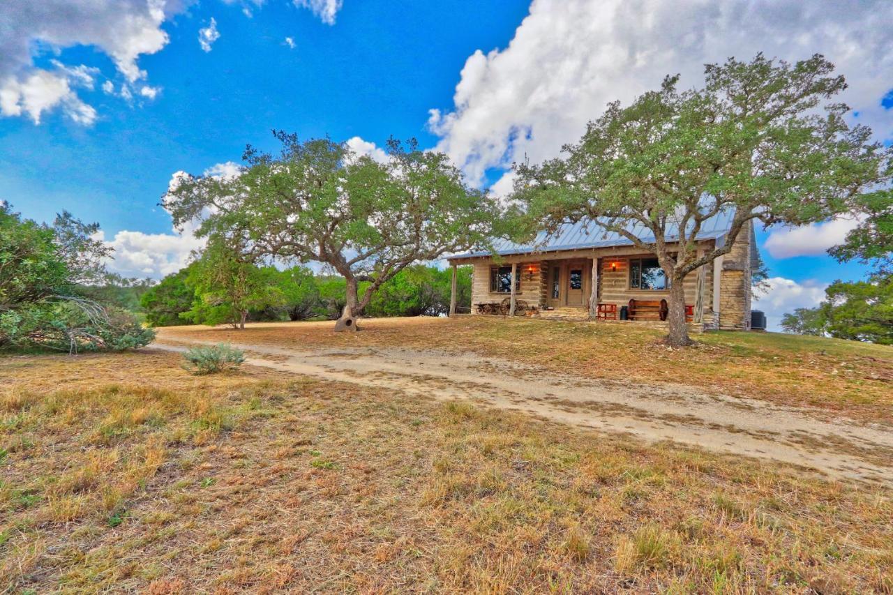 Log Cabin At Old Glory Ranch Villa Wimberley Exterior photo